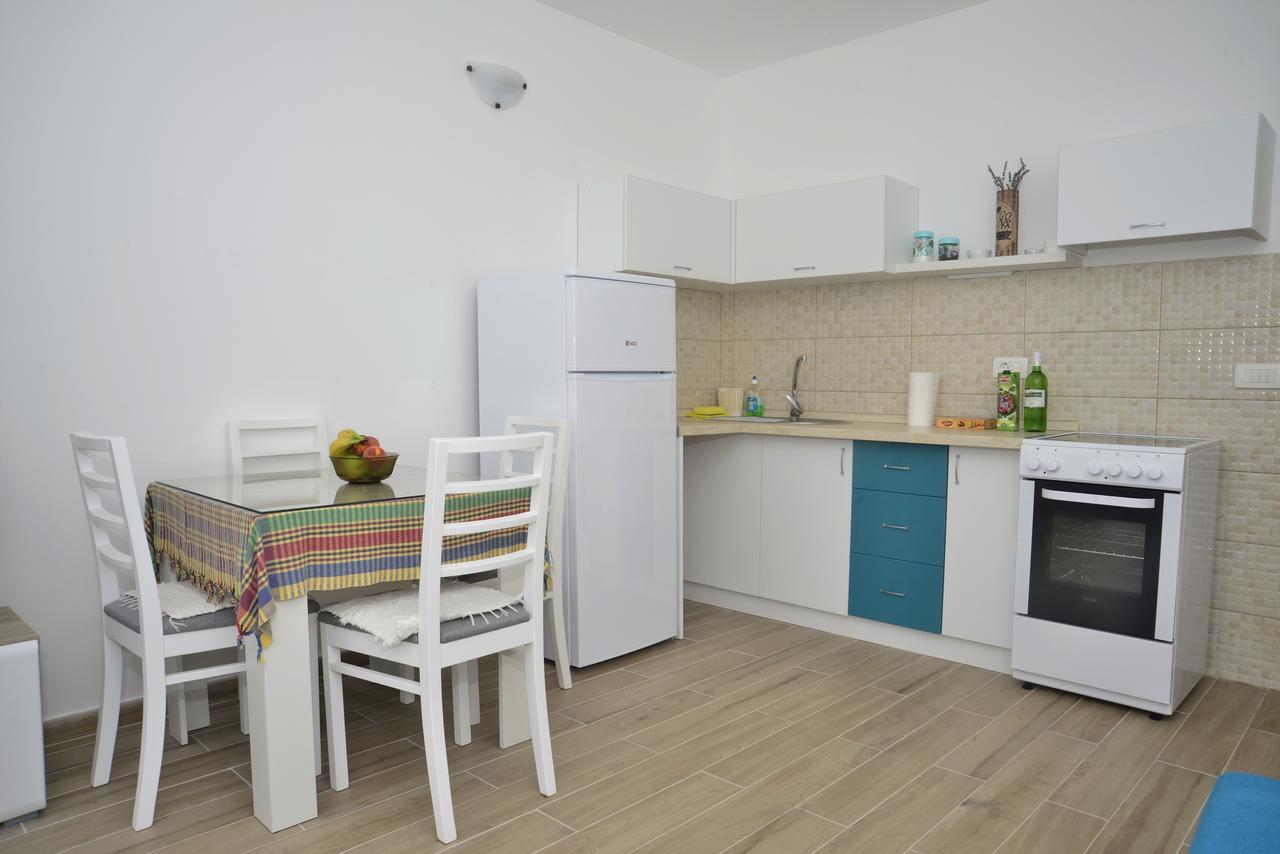 Apartmani M&E Bjelila Eksteriør billede